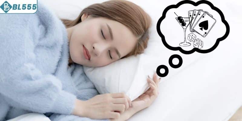 Tìm hiểu ý nghĩa giấc mơ đánh bài liêng